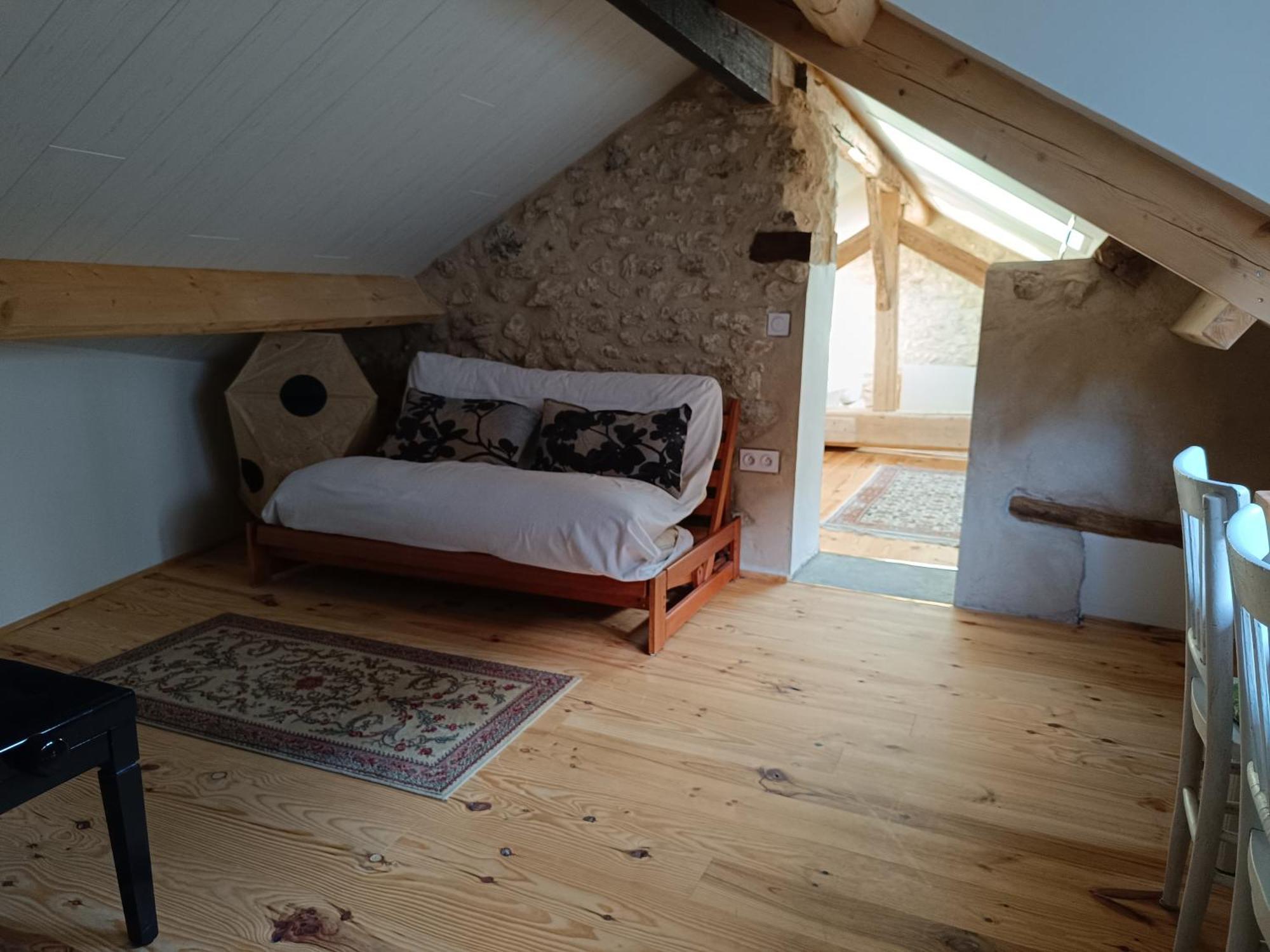 Holiday home La Rosay Color